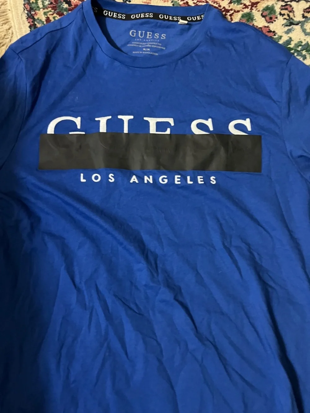GUESS Men’s Royal Blue Logo Tee with Black Accent - Picture 3 of 4